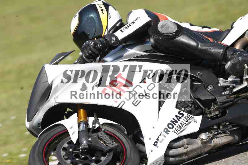 /44 09.08.2025 Plüss Moto Sport ADR/Freies Fahren/33